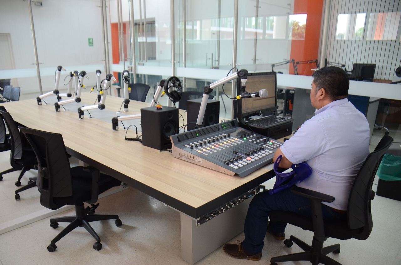 Luis Enrique Dussán recuperó la Emisora Cultural del Huila Tu Radio Vibra